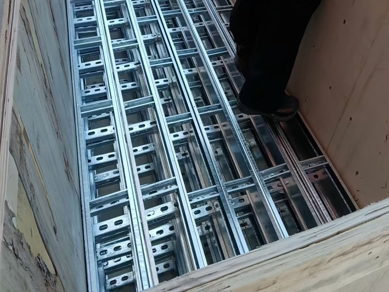 Cable Ladder Four Branch Cross