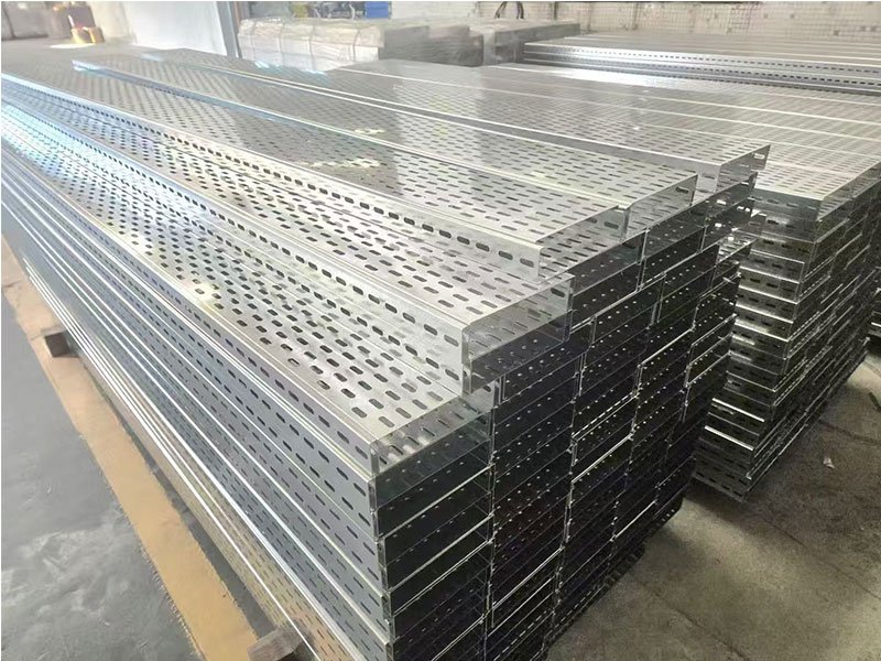 Calculating GI cable tray size and load capacity