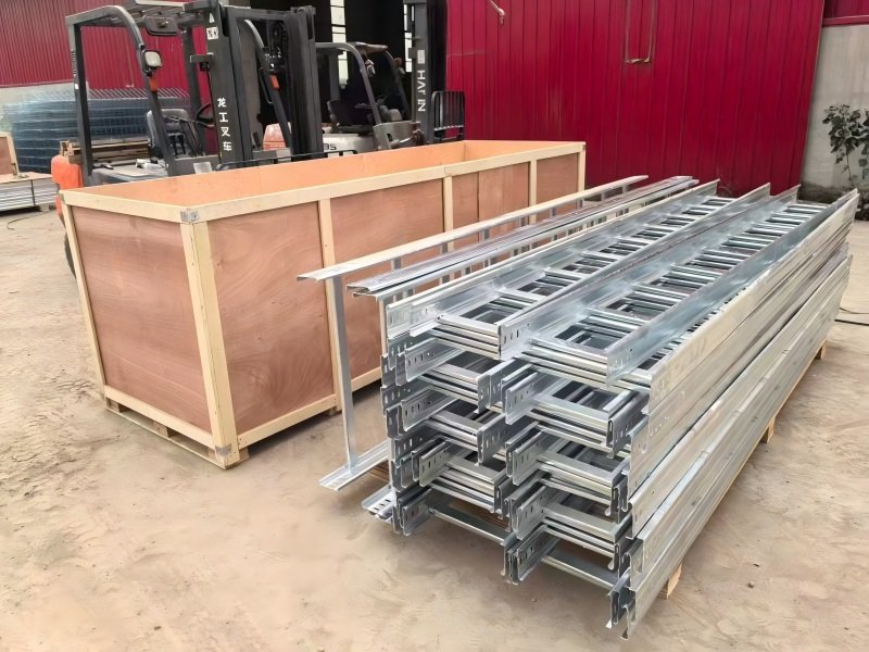Comparison of hot dipped galvanized cable ladders versus electro-galvanized and pre-galvanized coatings for outdoor use (ID#3)